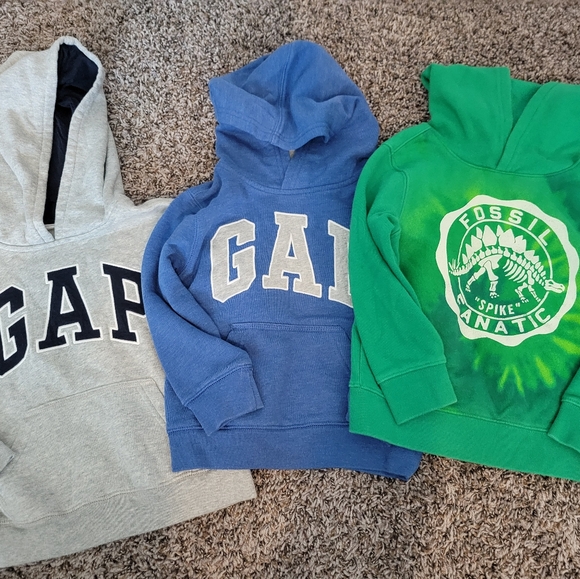 Gap size 5 hoodie bundle - Picture 1 of 4